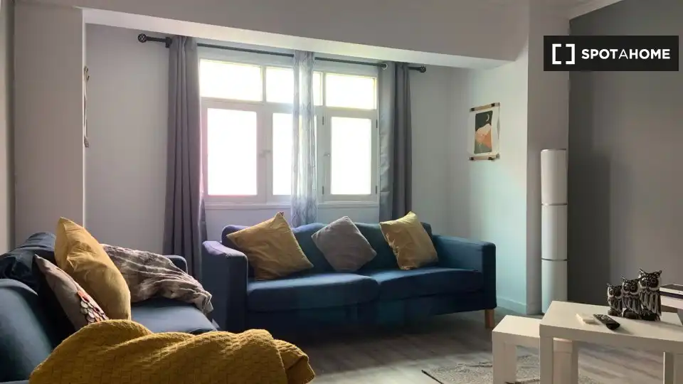 Sala d'estar de Pis per a compartir en Las Palmas de Gran Canaria amb Aire condicionat, Calefacció i Moblat