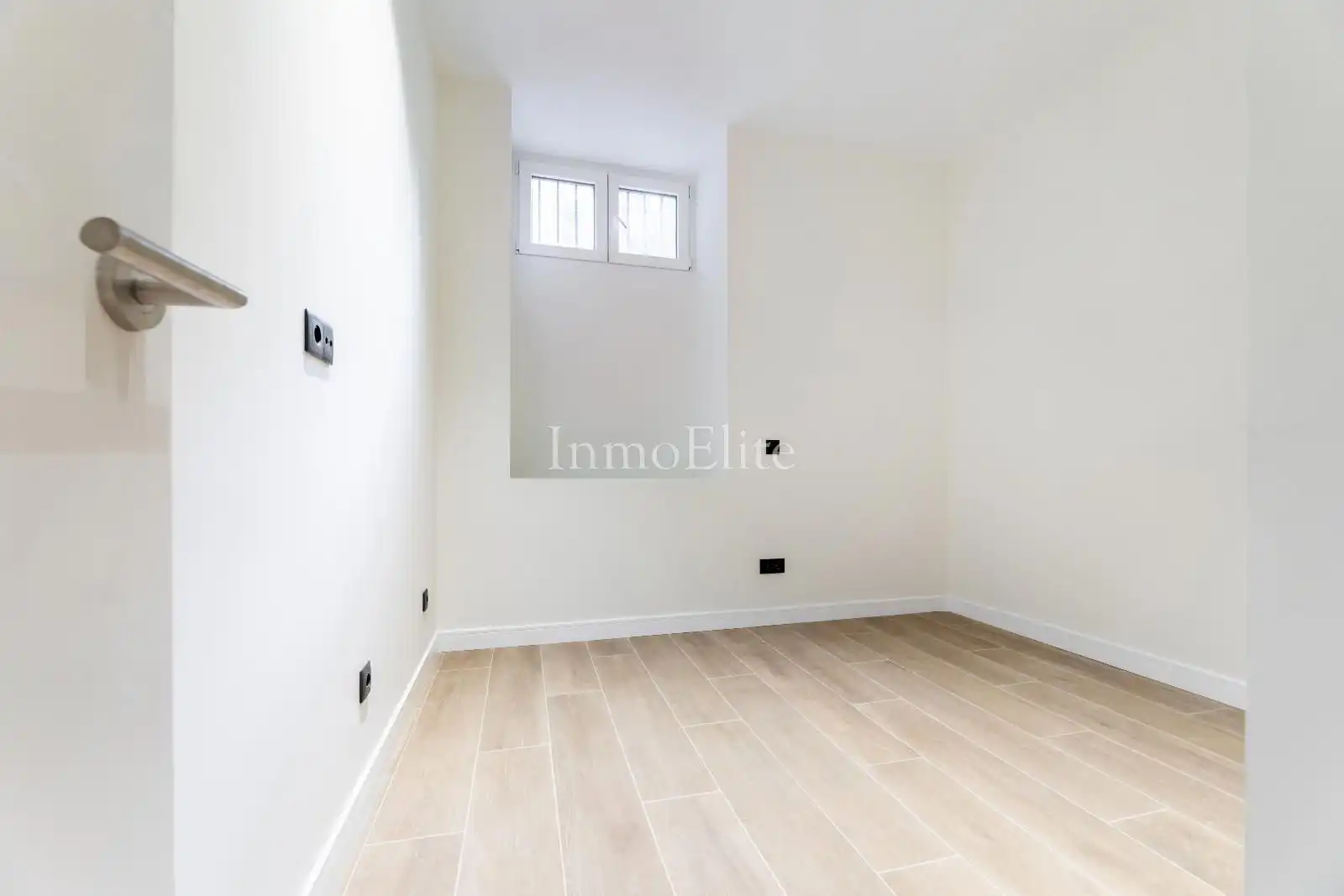Flat with lift for sale in Diego de León, imagen 27