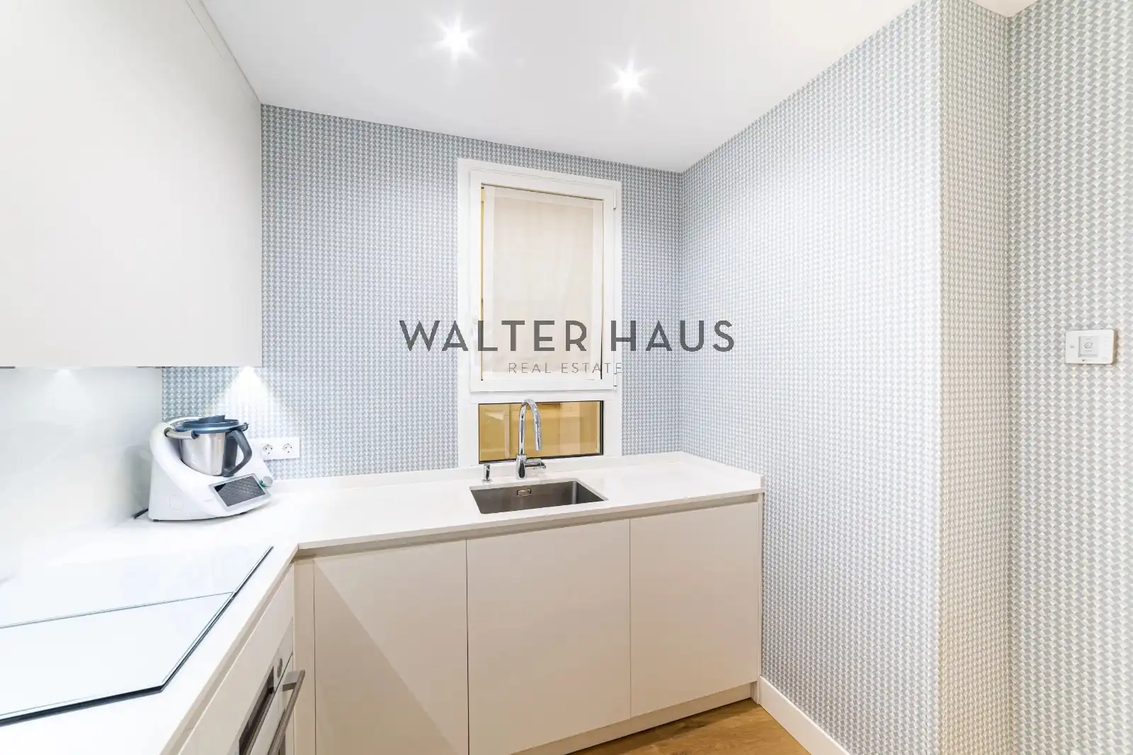 Cocina de Piso en venta en Madrid con Aire acondicionado, Calefacción y Trastero