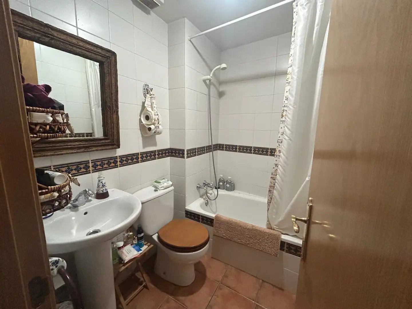 Badezimmer von Wohnungen zum Verkauf in Setcases mit Möbliert