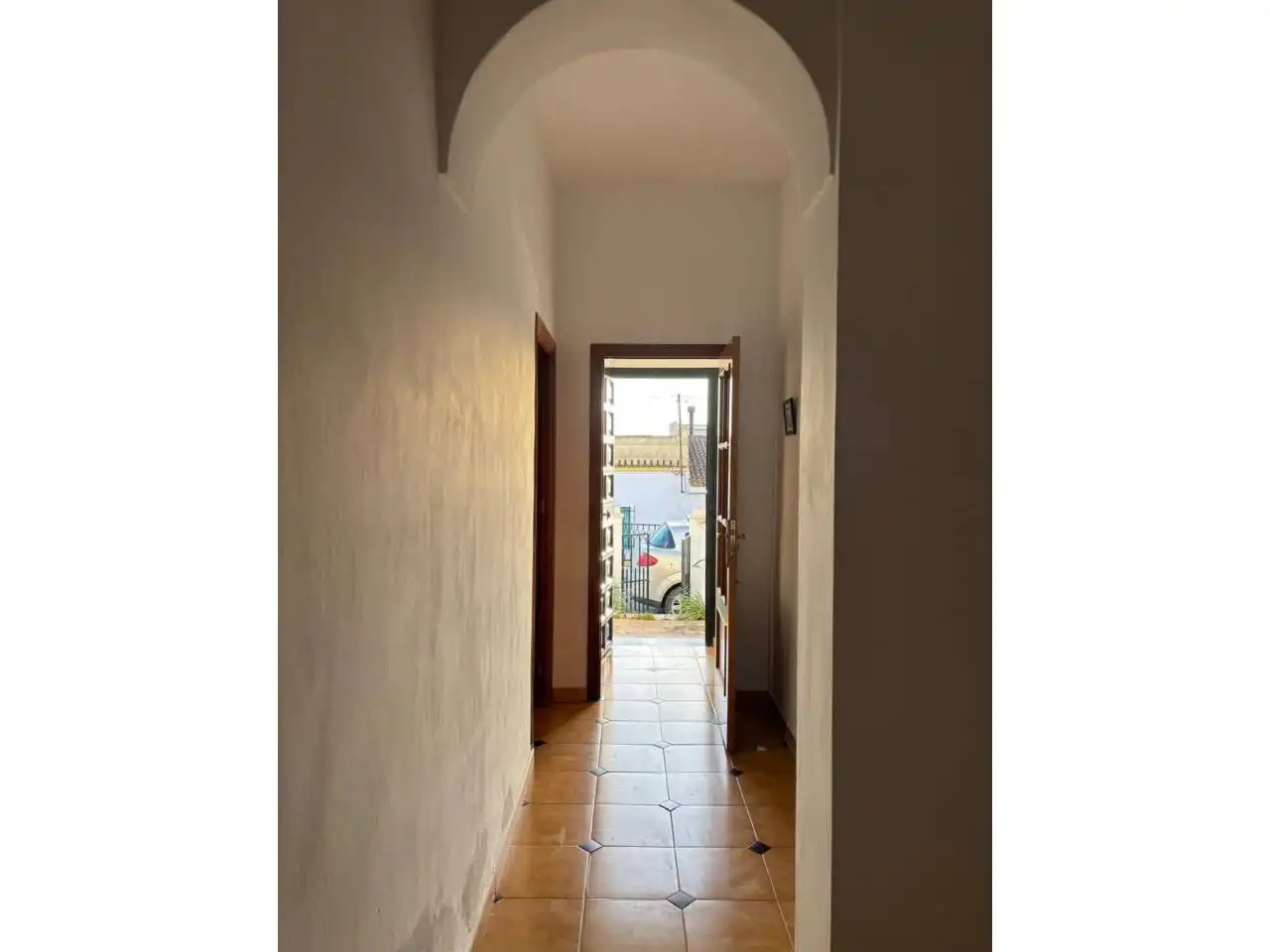 Casa o xalet en venda en San Bartolomé de la Torre amb Jardí privat