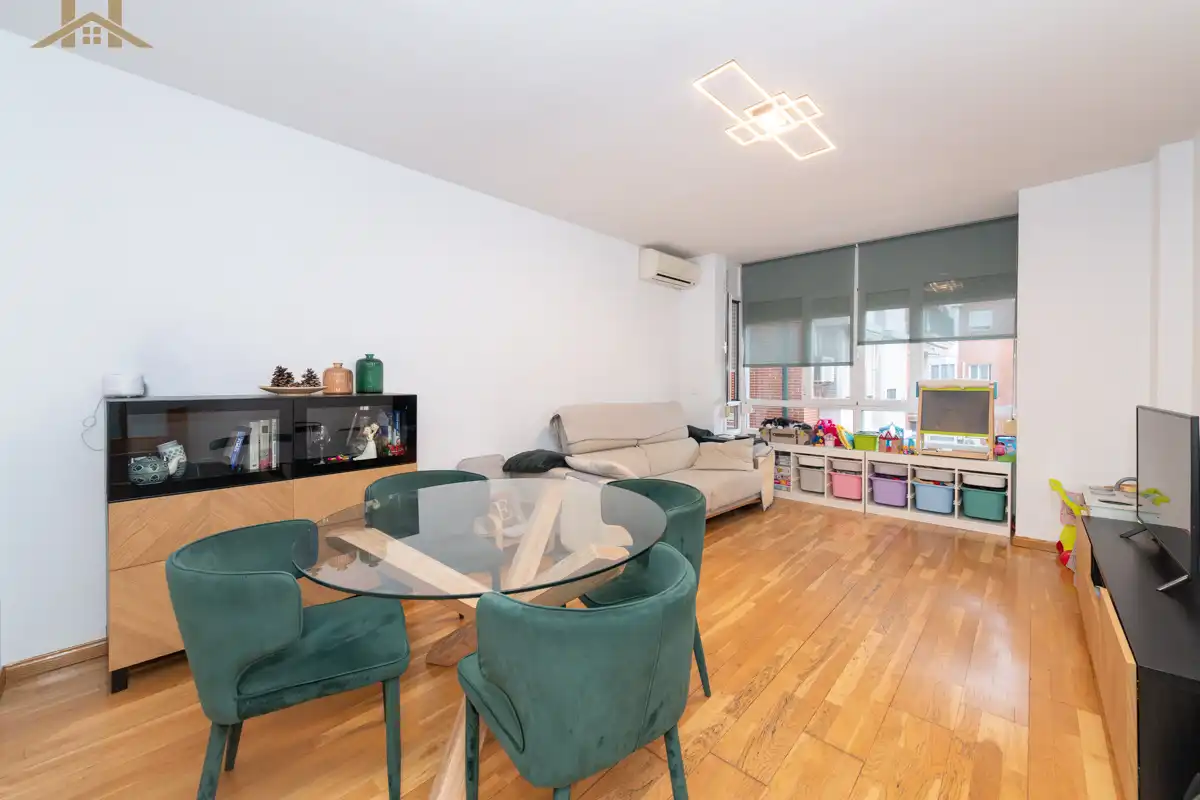 Sala d'estar de Pis en venda en Torrejón de Ardoz amb Aire condicionat, Calefacció i Traster