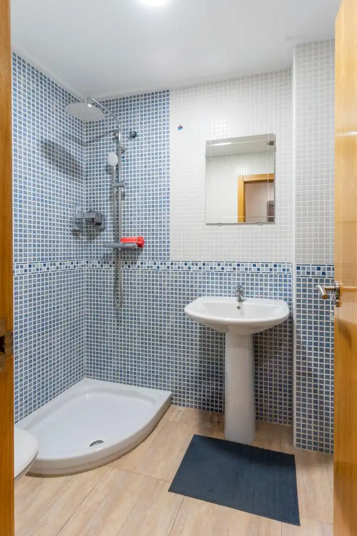 Badezimmer von Wohnung zum Verkauf in Archena mit Klimaanlage, Heizung und Abstellraum