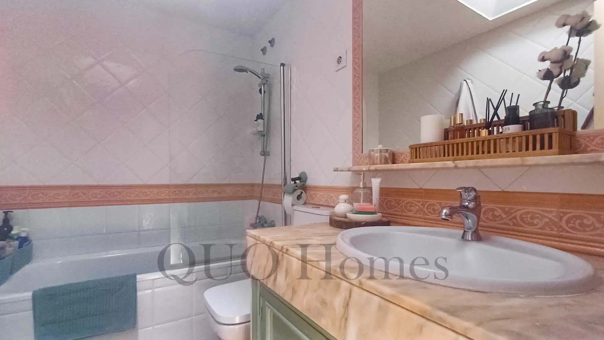 Detached homes for sale in El Altillo