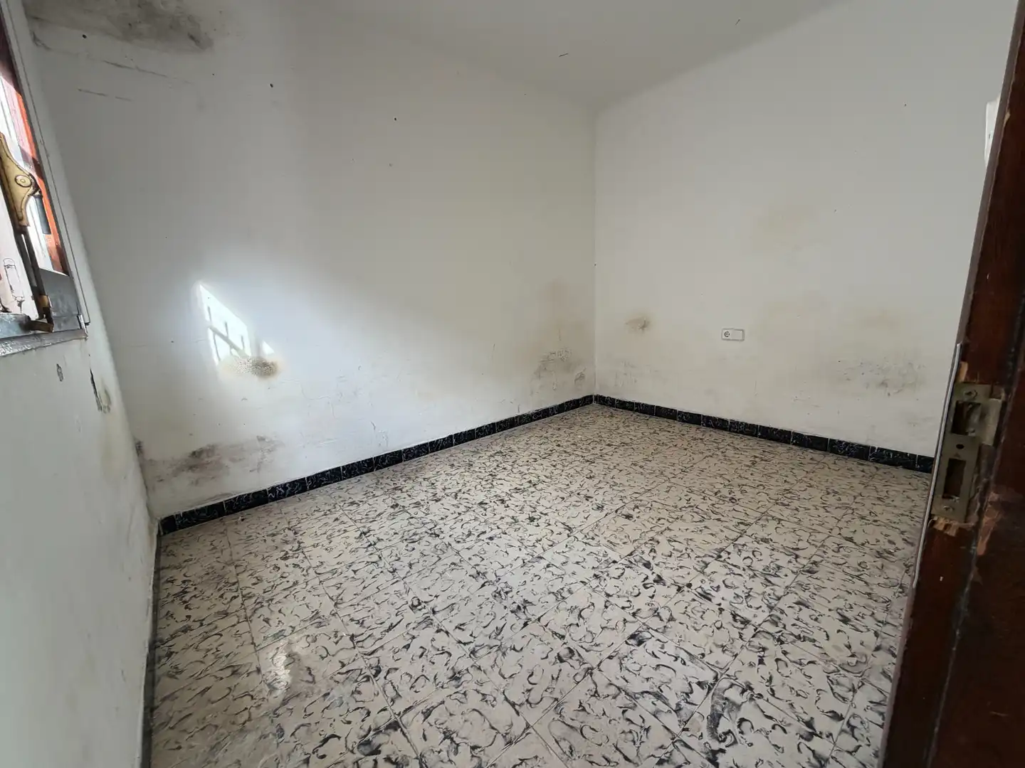 Gemischtgenutztes Gebäude zum Verkauf in Carrer dels Traginers, imagen 28