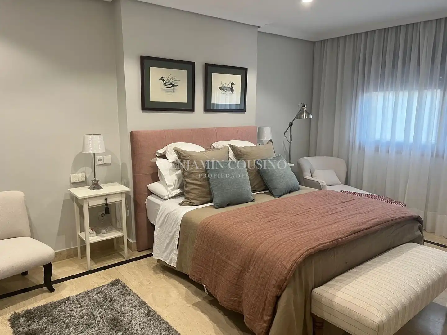 Habitación de Piso de alquiler en Madrid con Amueblado