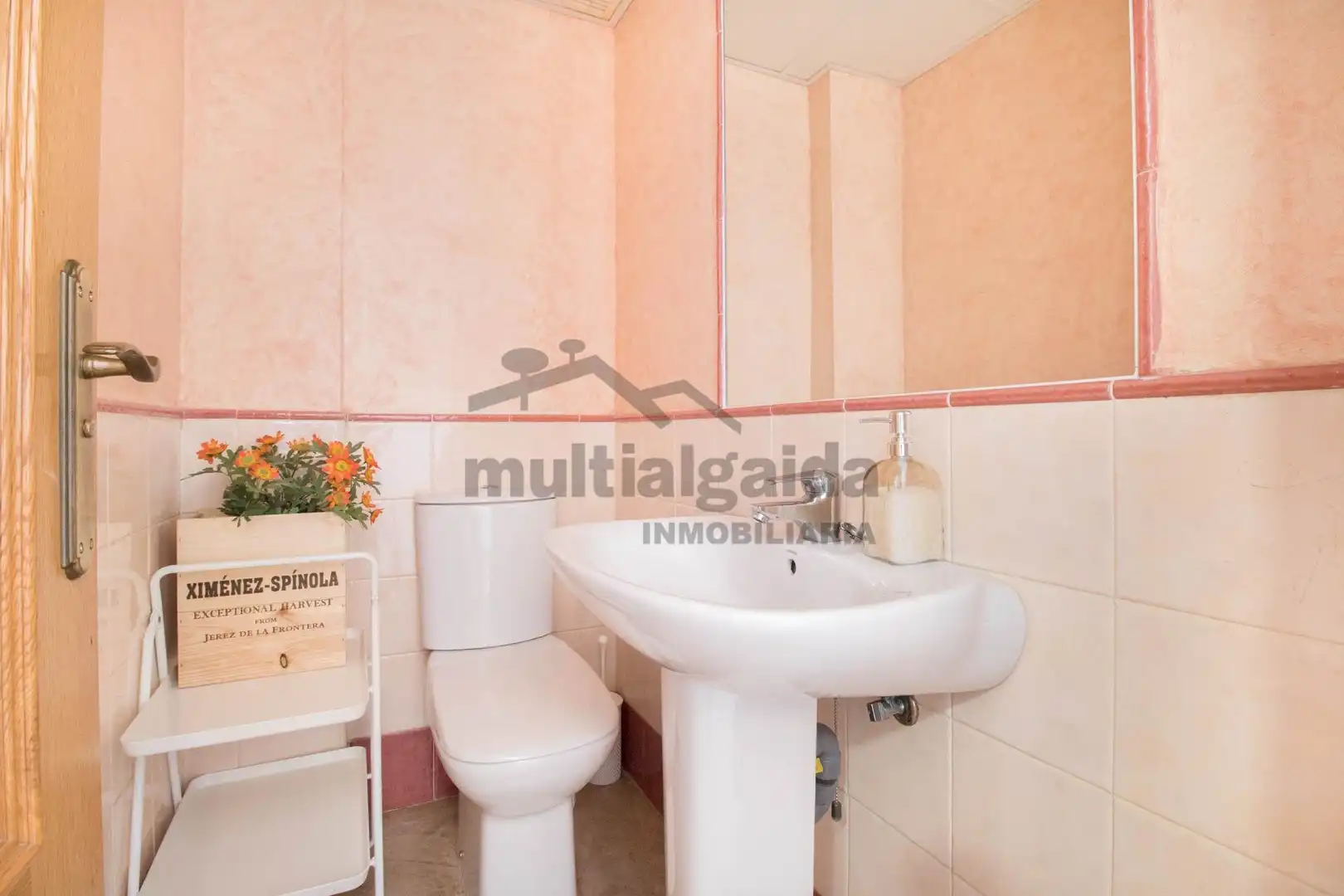 Bathroom of Detached homes for sale in Jerez de la Frontera