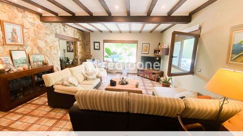 Chalet con piscina en el pueblo de Petrer, imagen 4