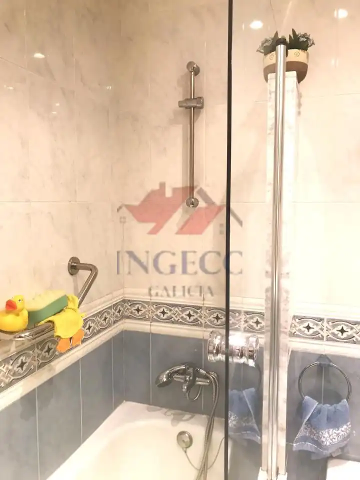 Baño de Piso en venta en Miño con Calefacción, Parquet y Terraza