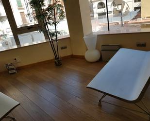 Office to rent in Elche / Elx  with Air Conditioner, Heating and Furnished