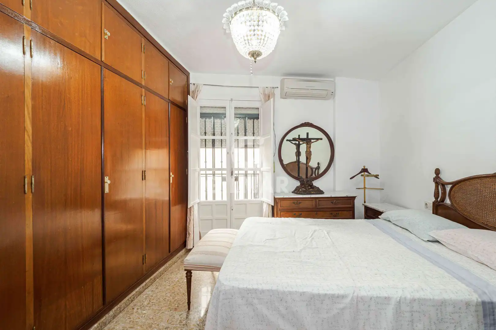 Bedroom of Flat for sale in Sevilla  with Heating