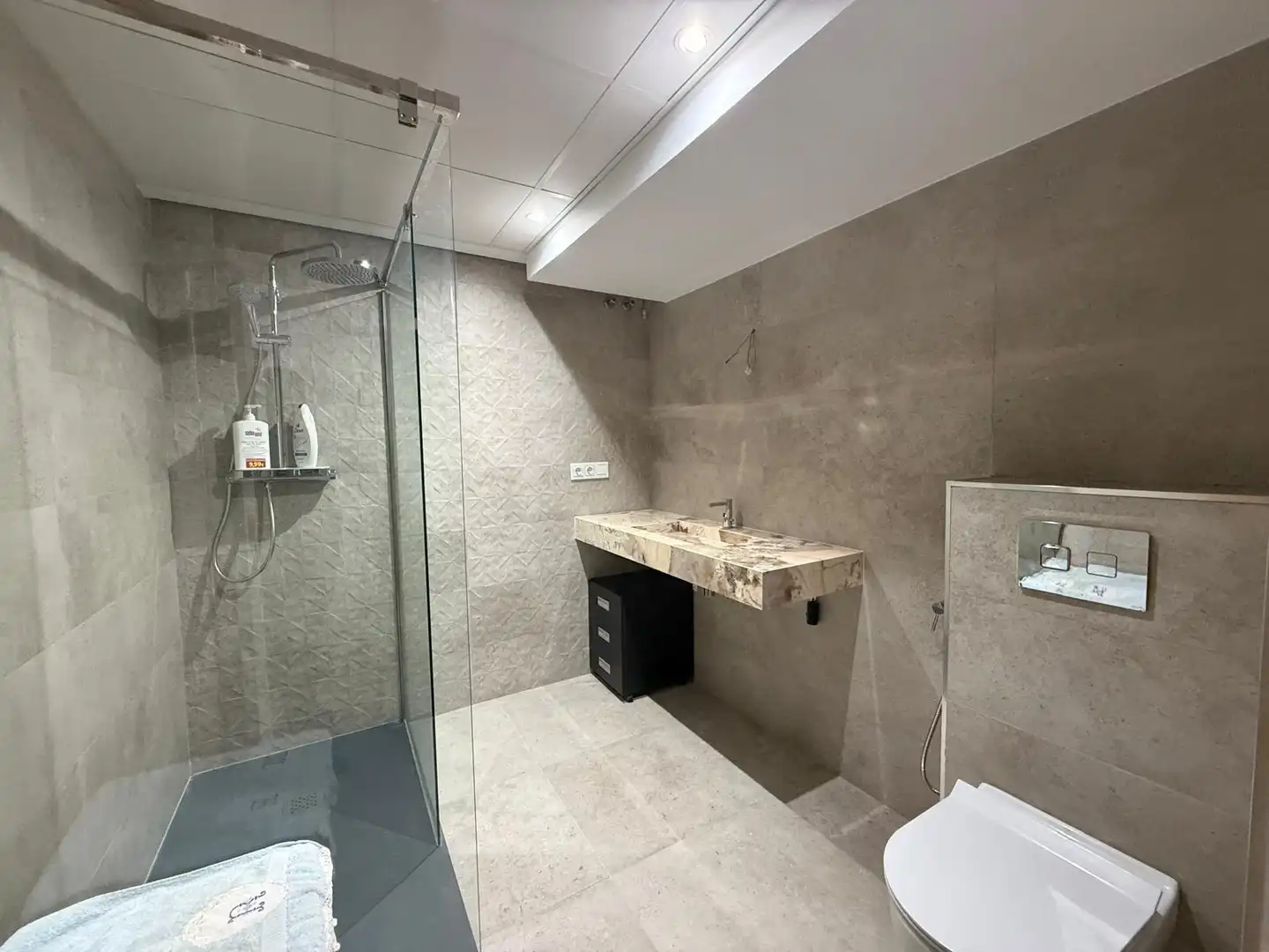 Badezimmer von Wohnung zur Miete in San Fernando mit Klimaanlage