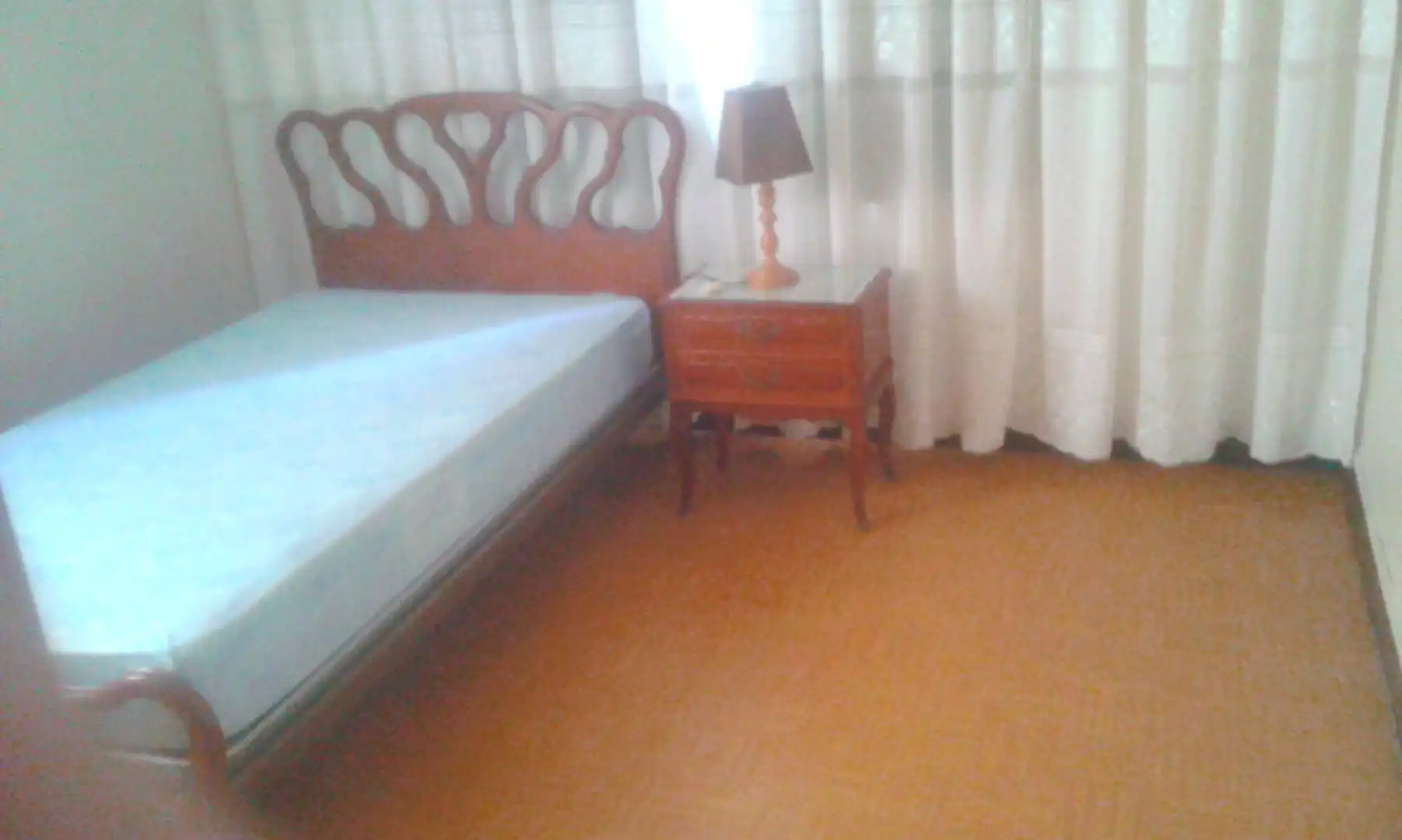 Habitación de Piso en venta en Pontevedra Capital  con Calefacción, Amueblado y Horno