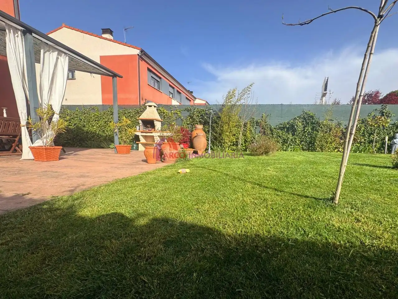 Garden of Detached homes for sale in Buniel  with Heating, Private garden and Storage room