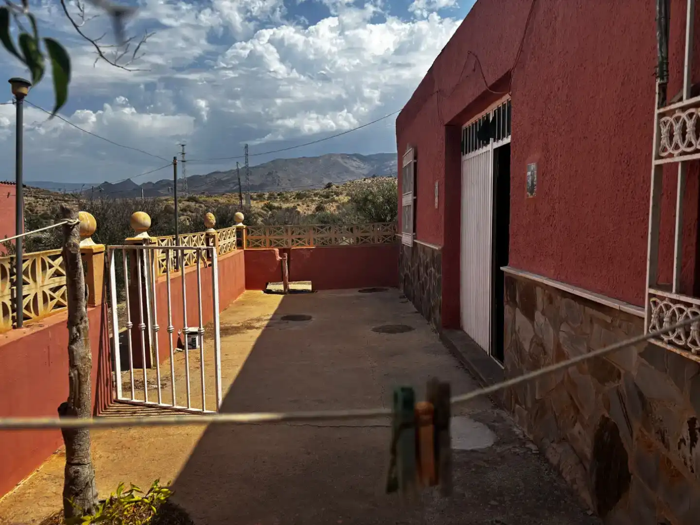 Vista exterior de Pis en venda en Pechina amb Jardí privat, Piscina i Moblat