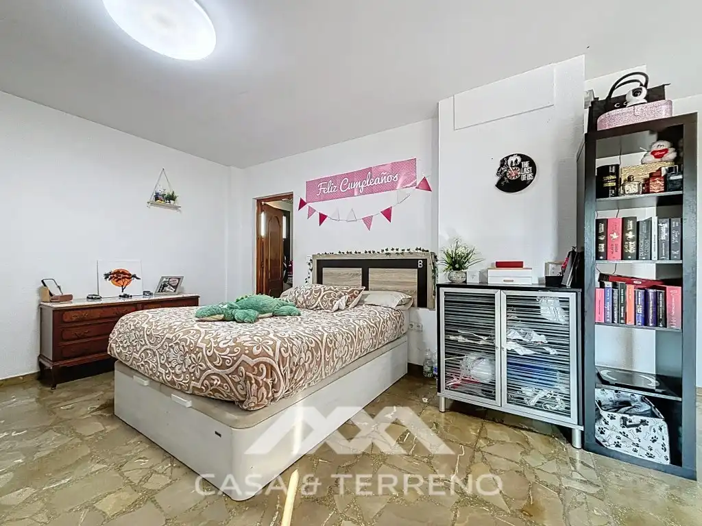Dormitori de Casa o xalet en venda en Vélez-Málaga amb Aire condicionat, Jardí privat i Terrassa