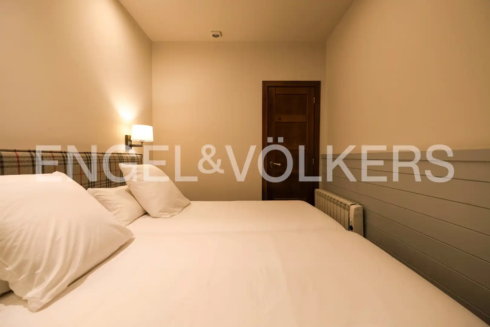 Habitación de Piso en venta en Naut Aran con Trastero y Balcón