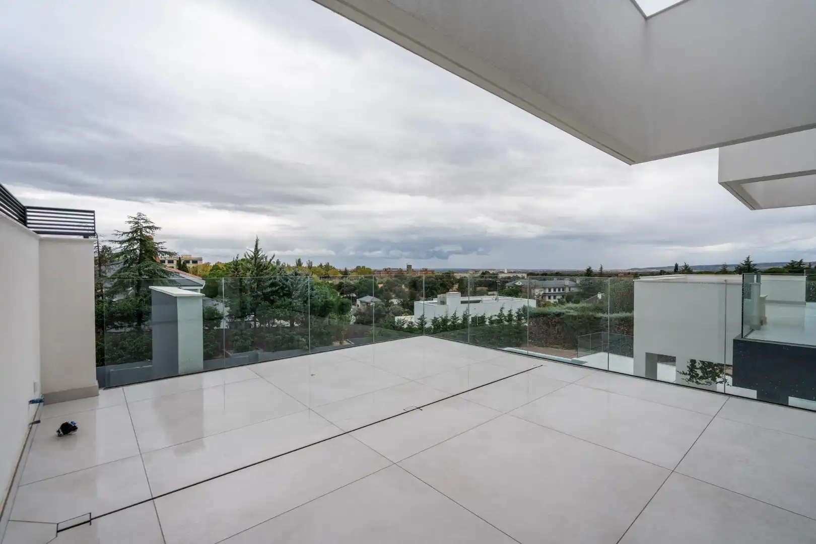 Terrassa de Casa o xalet en venda en Las Rozas de Madrid amb Calefacció, Jardí privat i Terrassa