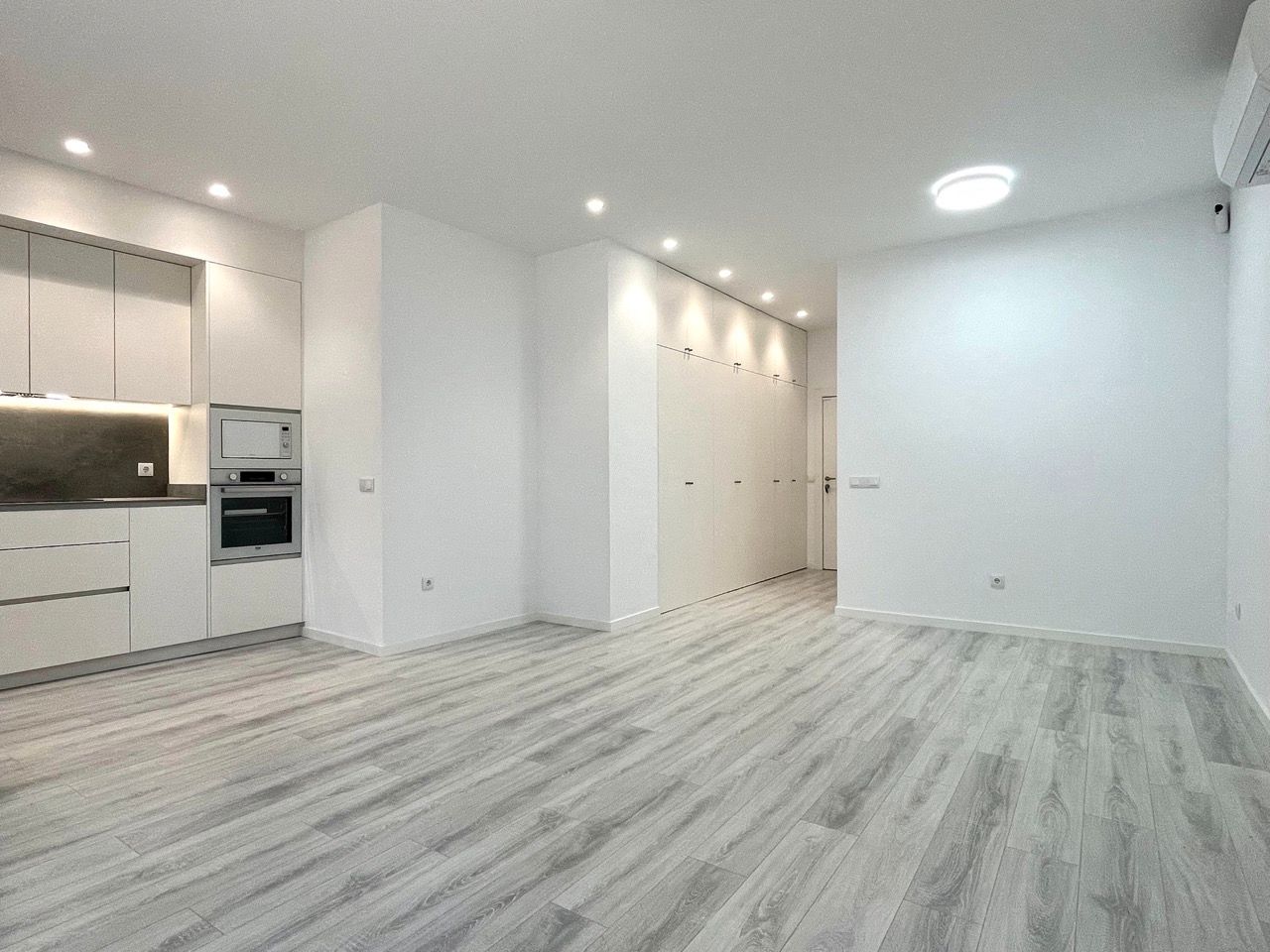 Flat to rent in Paterna  with Air Conditioner