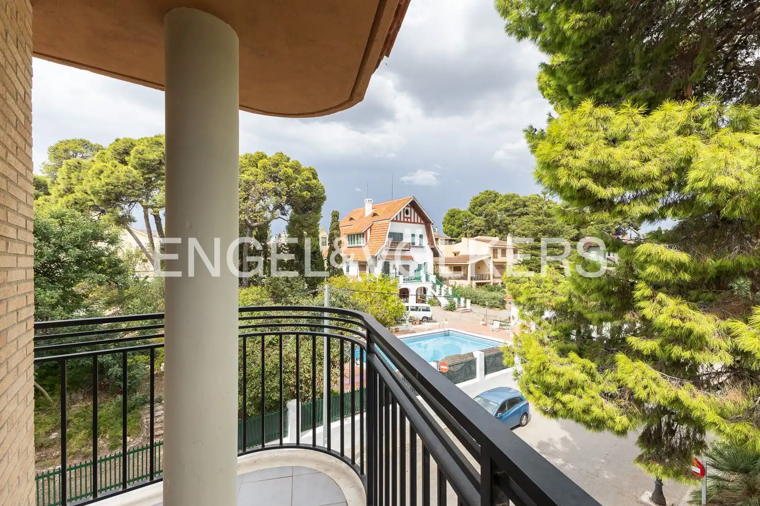Terrace of Detached homes for rent in Rocafort  with Air Conditioner, Heating and Parquet flooring