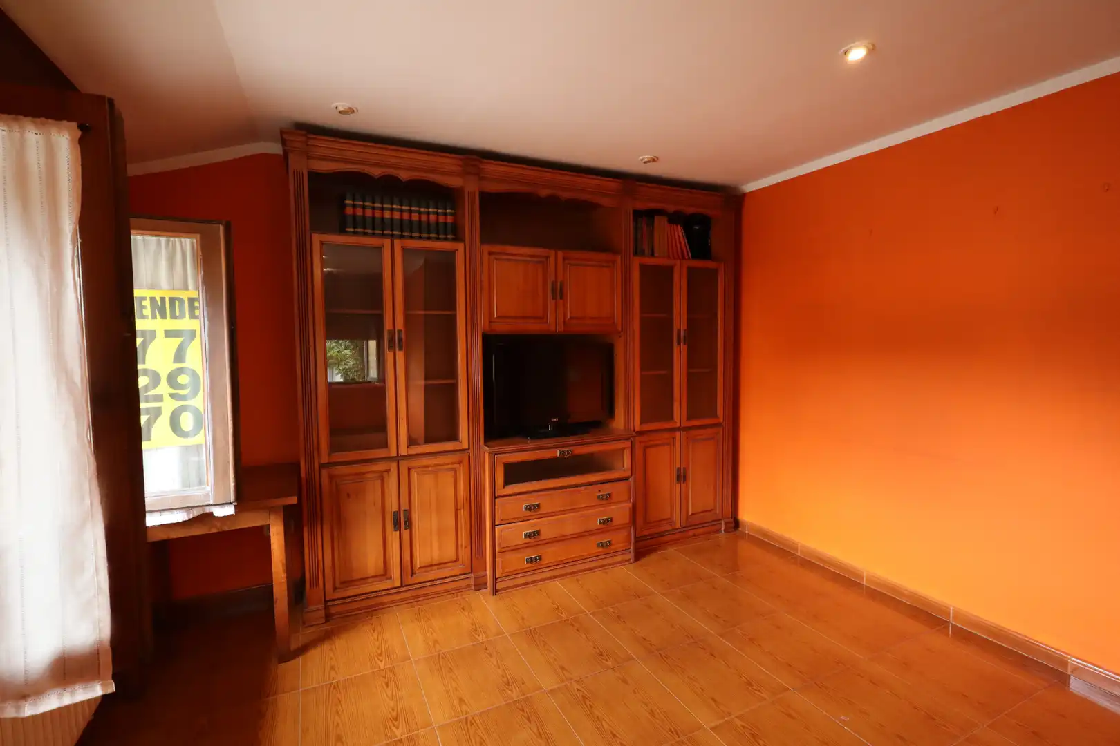 Sala de estar de Casa o chalet en venta en Oviedo  con Calefacción y Trastero