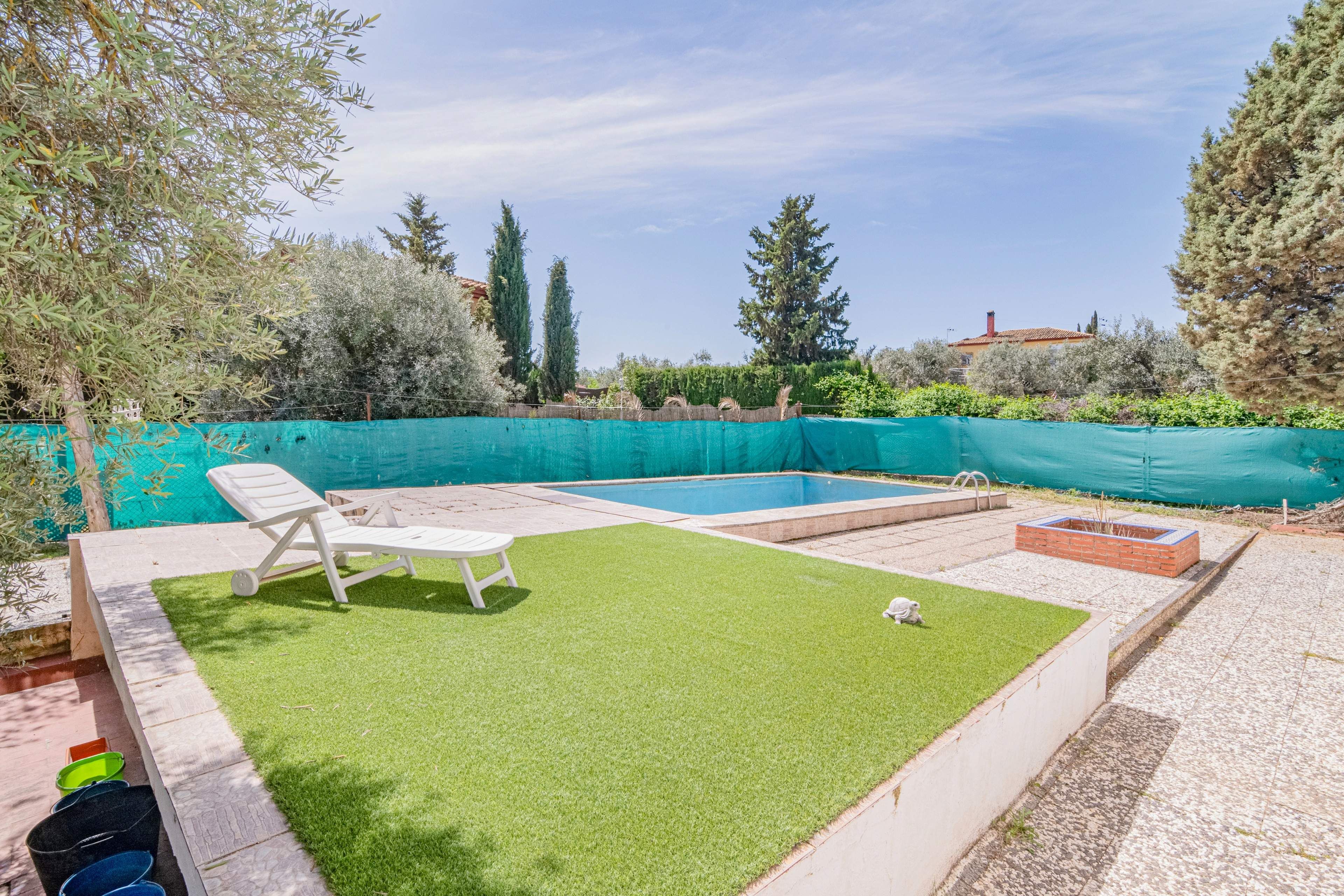Piscina de Casa o xalet en venda en Las Gabias amb Calefacció, Jardí privat i Piscina