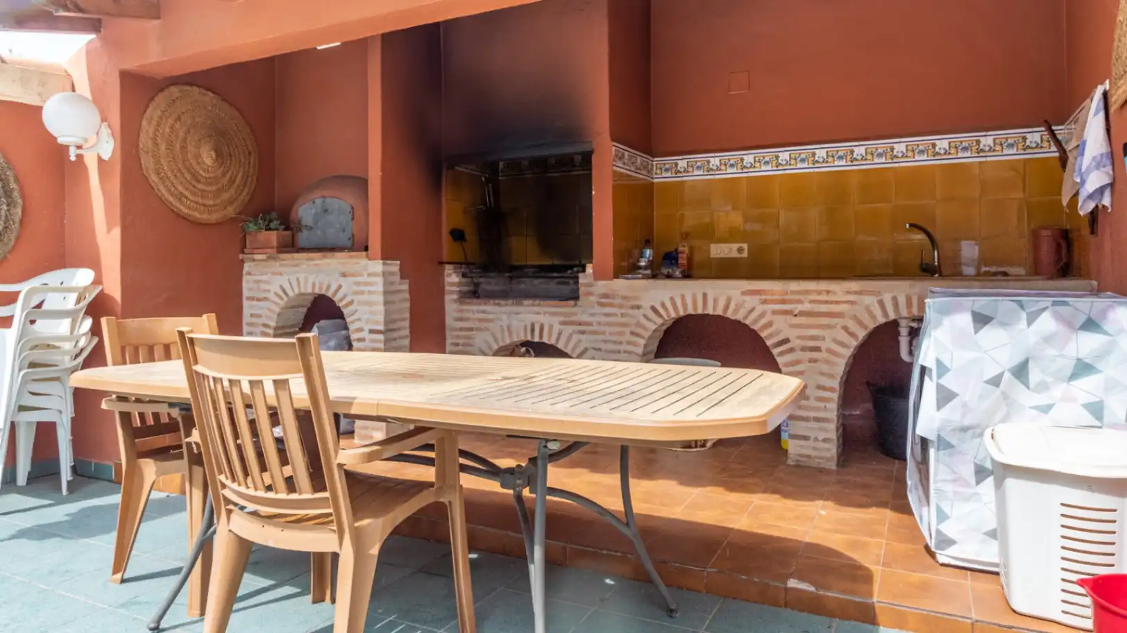 Terrasse von Haus oder Chalet zum Verkauf in Dénia mit Klimaanlage, Heizung und Privatgarten