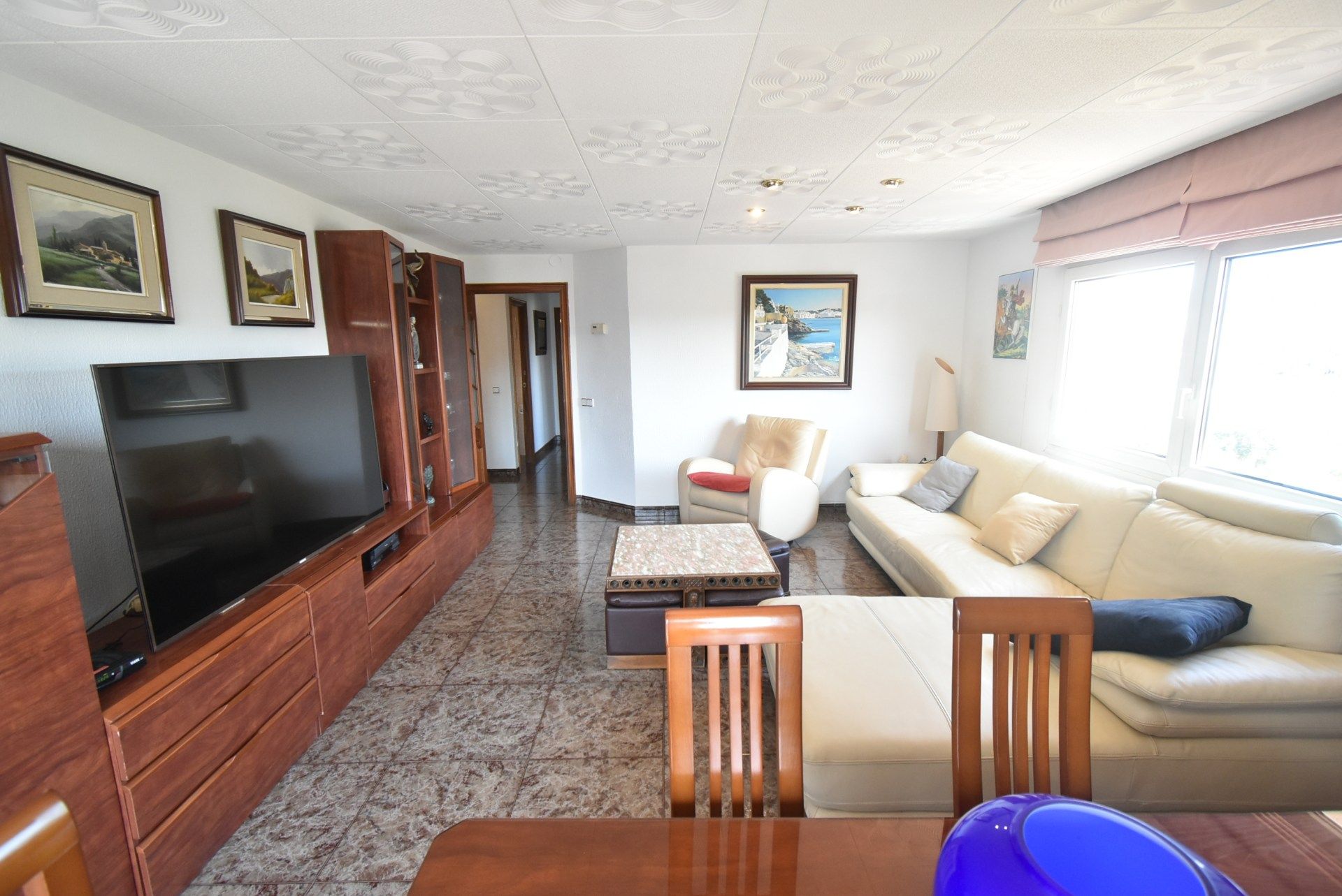 Living room of Flat for sale in Girona Capital  with Air Conditioner, Heating and Terrace