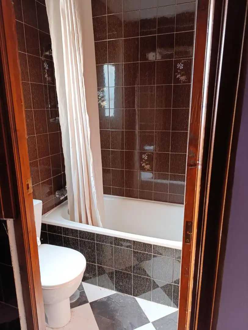 Bathroom of Houses for sale in Atarfe