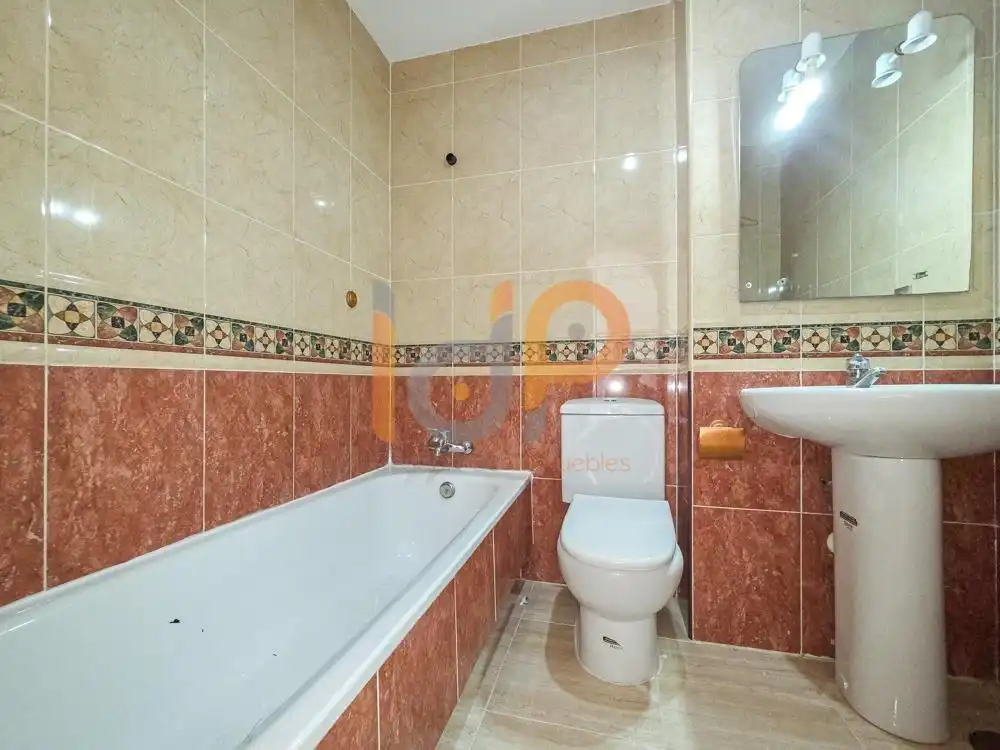 Bany de Apartament en venda en Vera amb Terrassa i Piscina comunitària