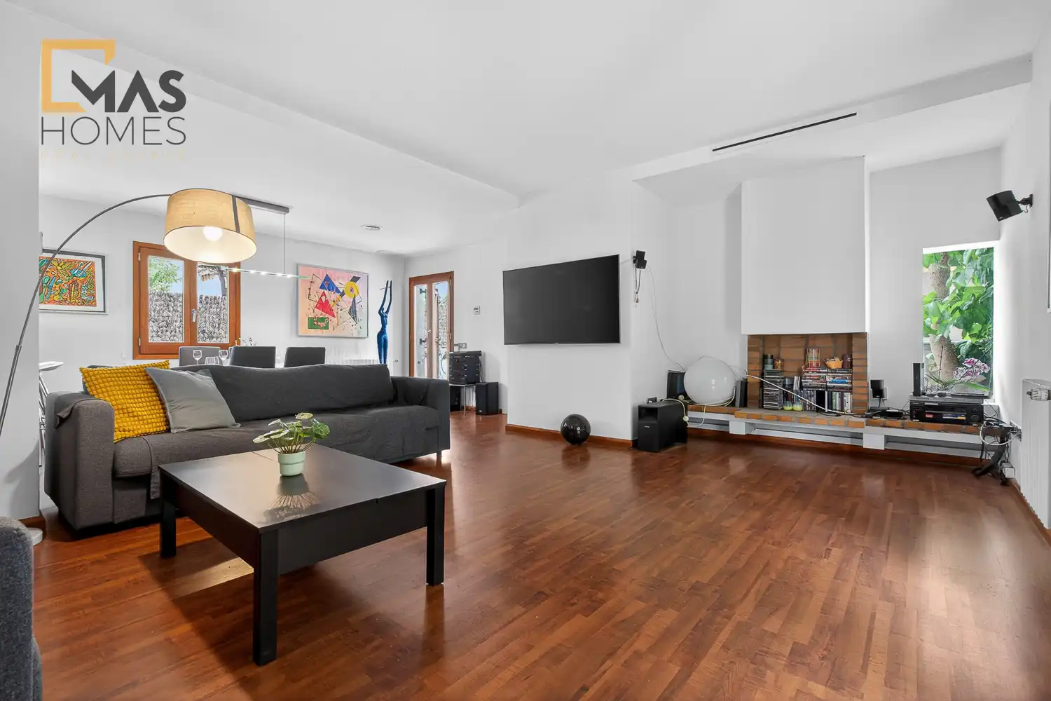 Sala de estar de Casa o chalet en venta en Parets del Vallès con Aire acondicionado, Calefacción y Jardín privado