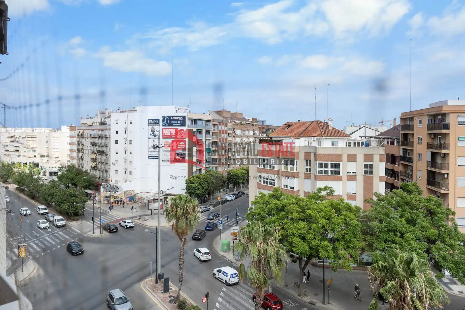 Vista exterior de Apartament en venda en Valencia amb Aire condicionat i Balcó