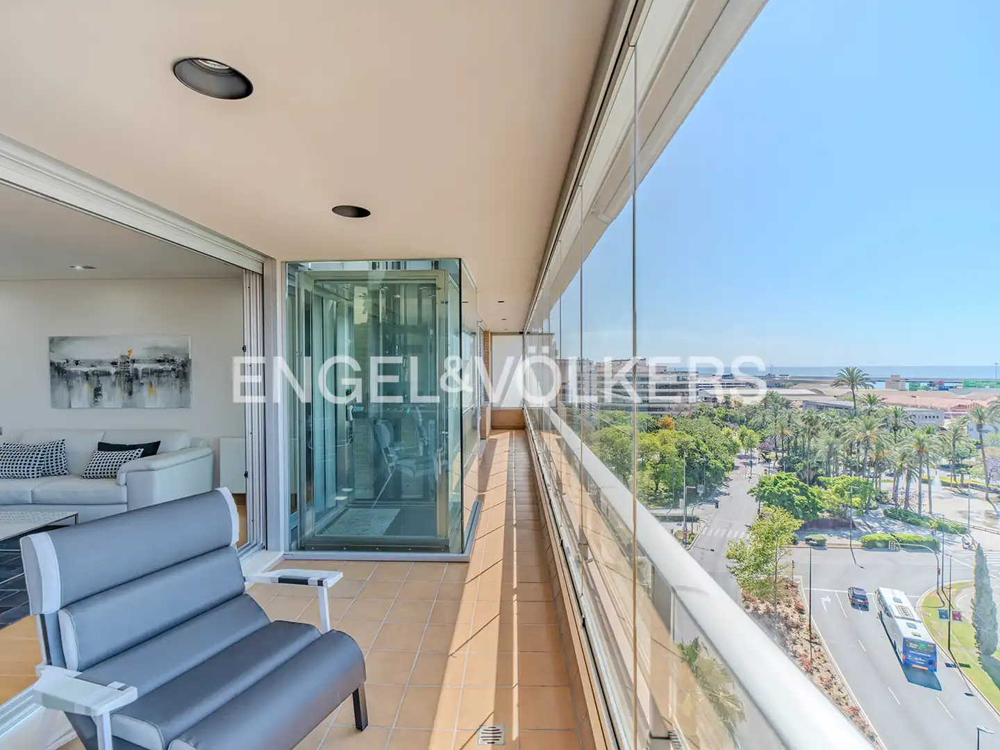 Ático con ascensor en venta en Calle Moratín 25, imagen 4