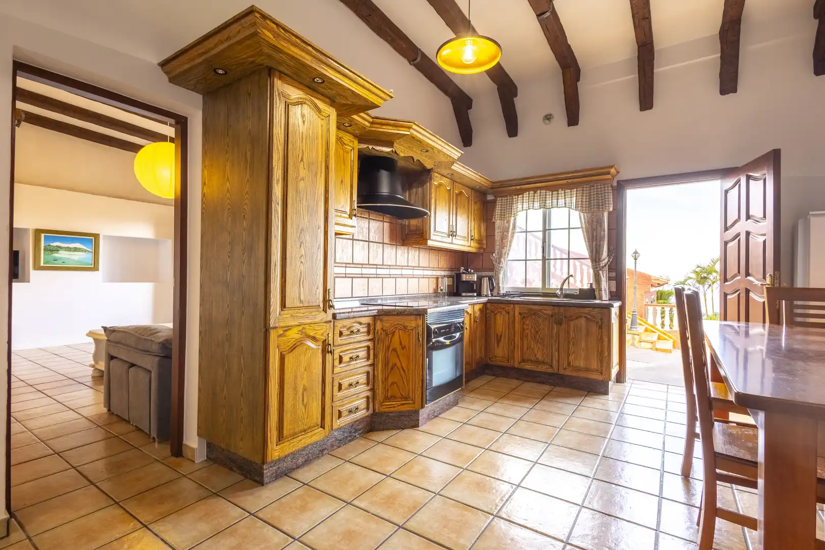 Cocina de Casa o chalet de alquiler en La Orotava con Jardín privado y Amueblado