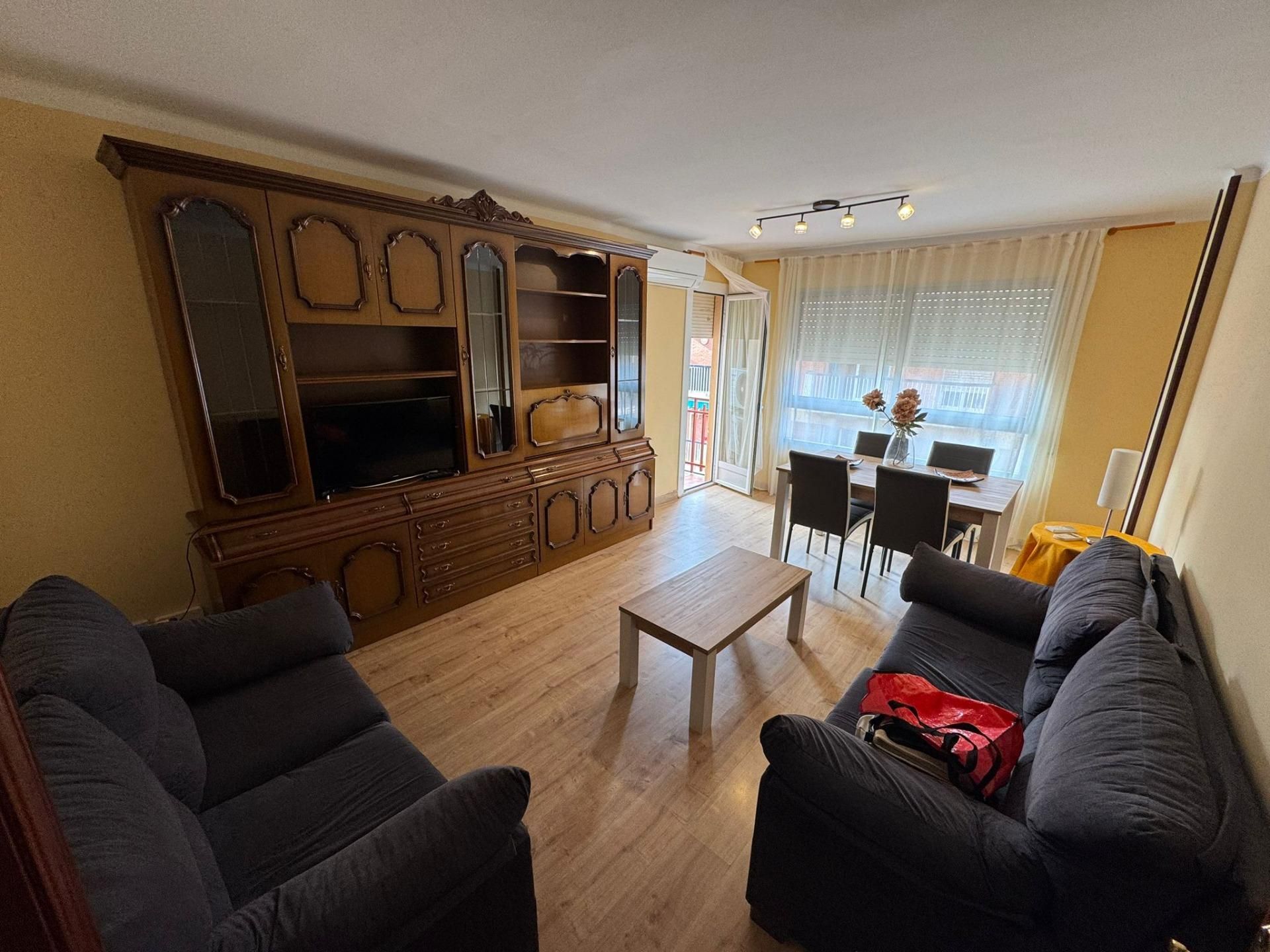 Flat to rent in Calle DR JAUME PEYRI, Ponent