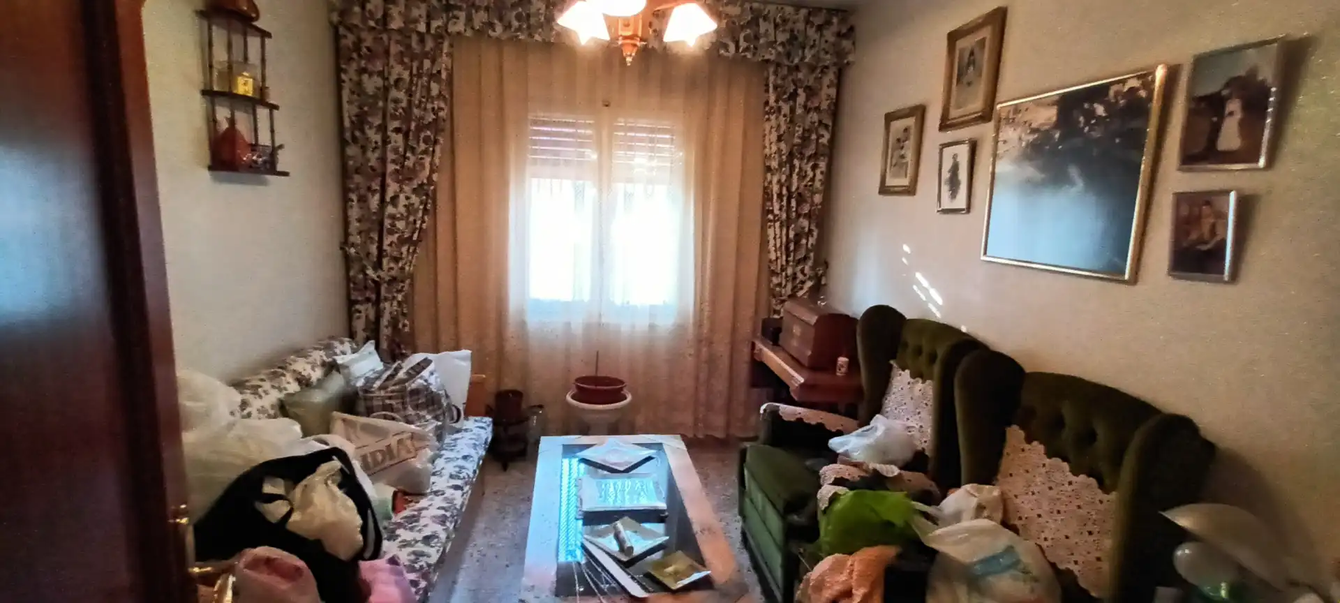 Sala d'estar de Pis en venda en Segovia amb Calefacció, Terrassa i Traster