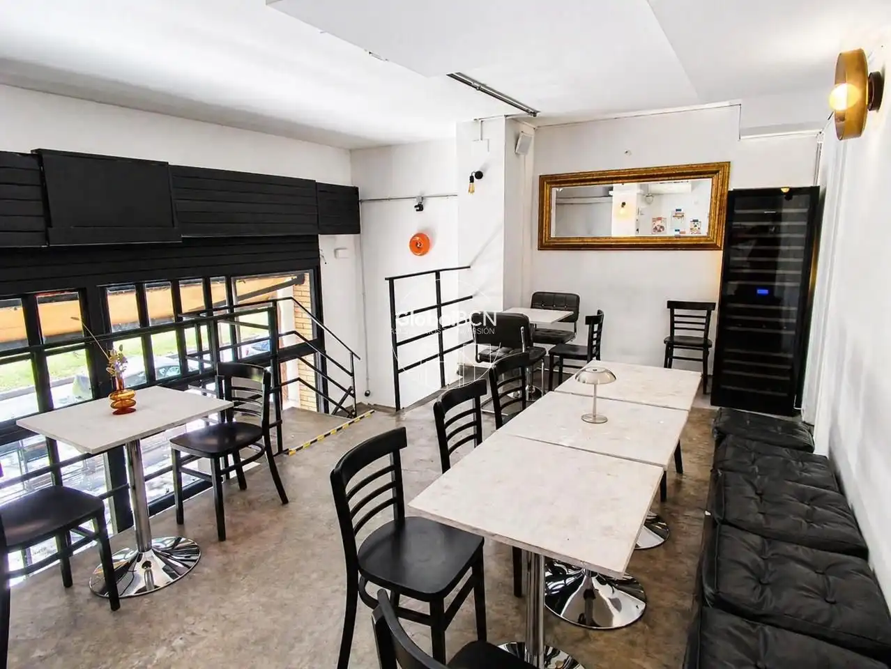 Commercial properties for transfer in Del Taulat, El Poblenou