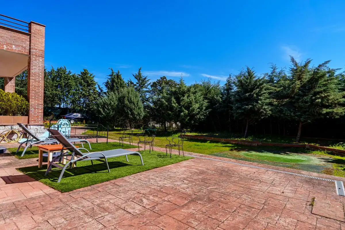 Chalet con terraza en venta en Pino Alto - Navarredonda, imagen 48