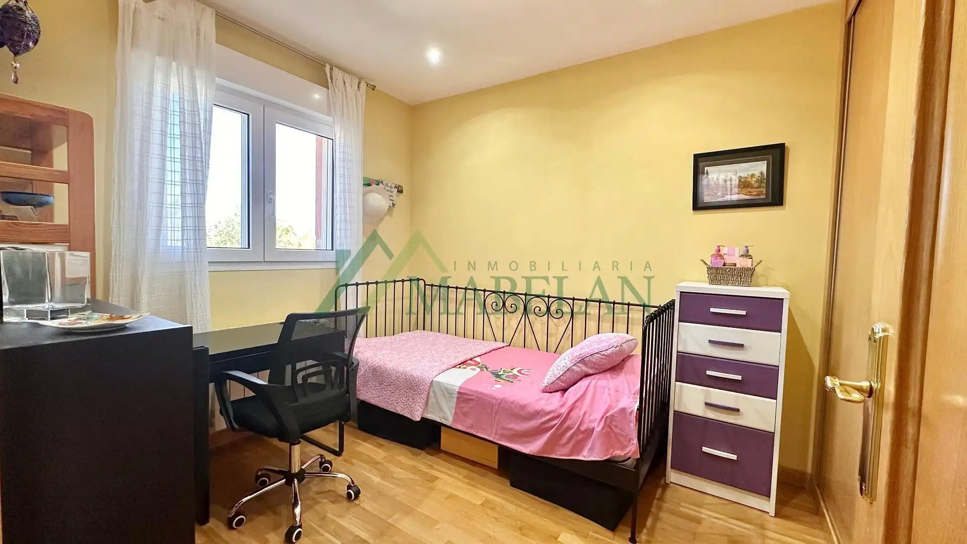 Habitación de Casa adosada en venta en Valdemorillo pueblo