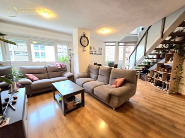 Duplex con ascensore in vendita a PLAZA DOLORES IBARRURI