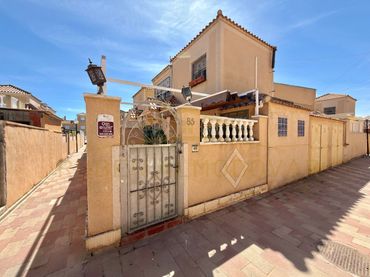 Duplex in vendita a Urbanizacion Jardin Del Mar Iii 1