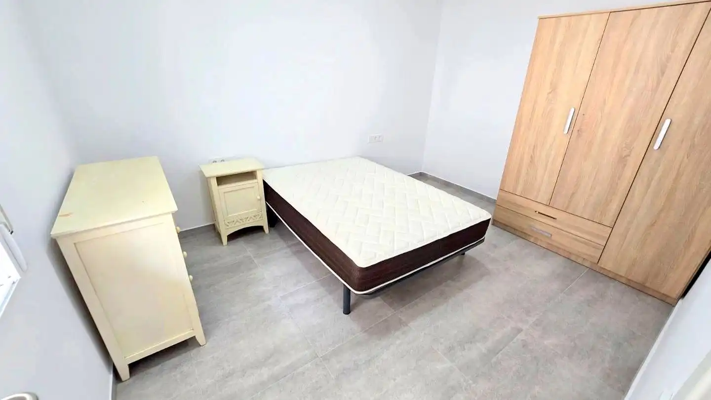 Bedroom of Apartments for rent in Gandia  with Furnished