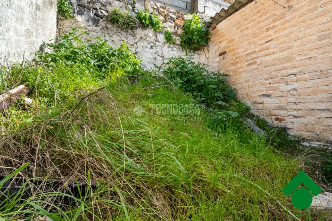 Casa adosada en venta en Íllora