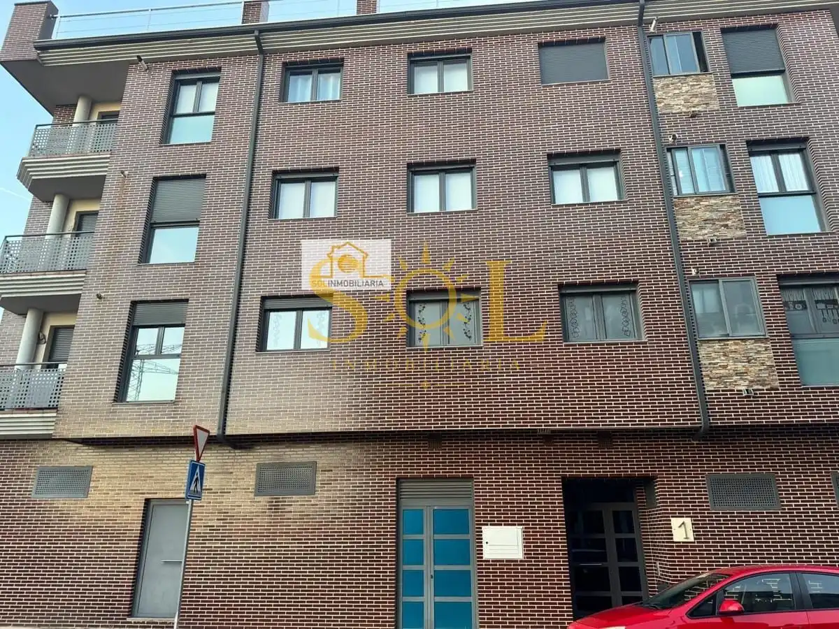 Pis amb ascensor de lloguer a Trobajo del Camino