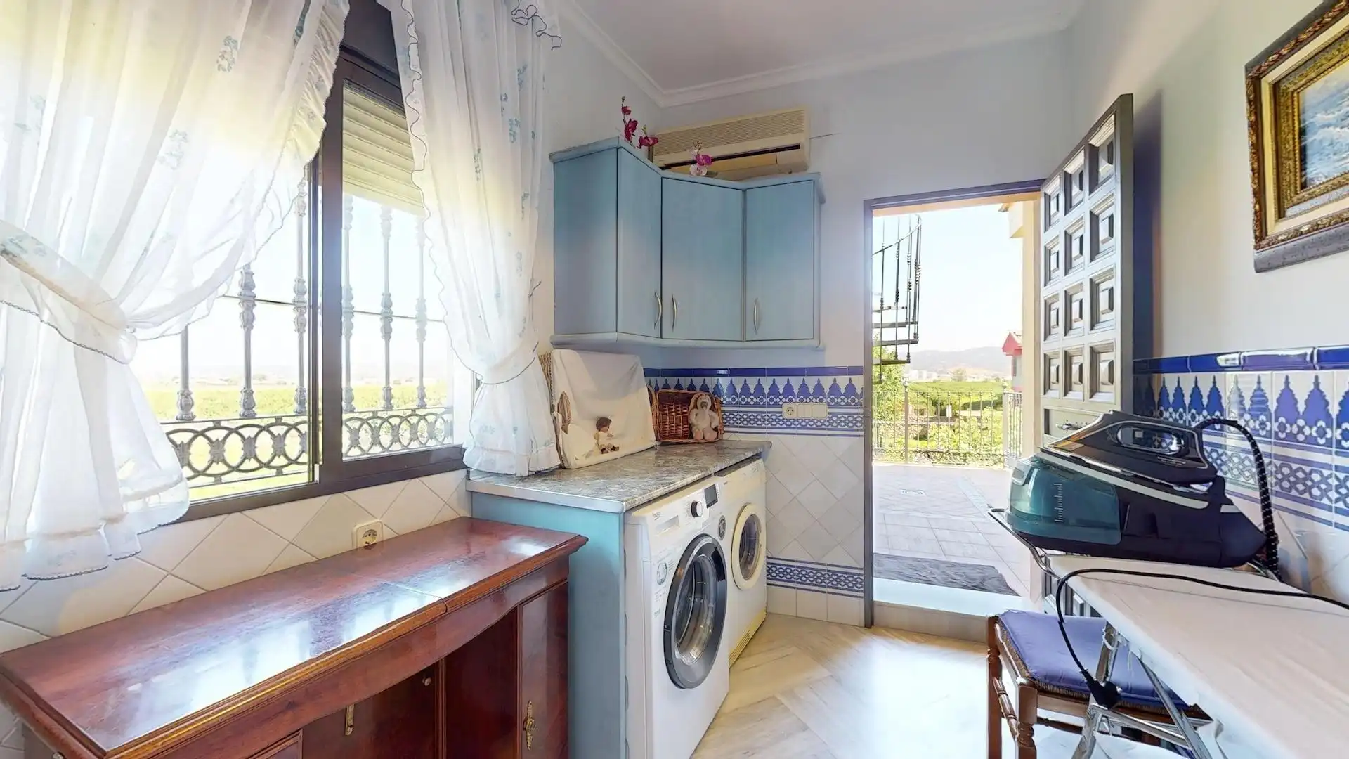 Cuina de Casa o xalet en venda en Córdoba amb Aire condicionat, Calefacció i Jardí privat