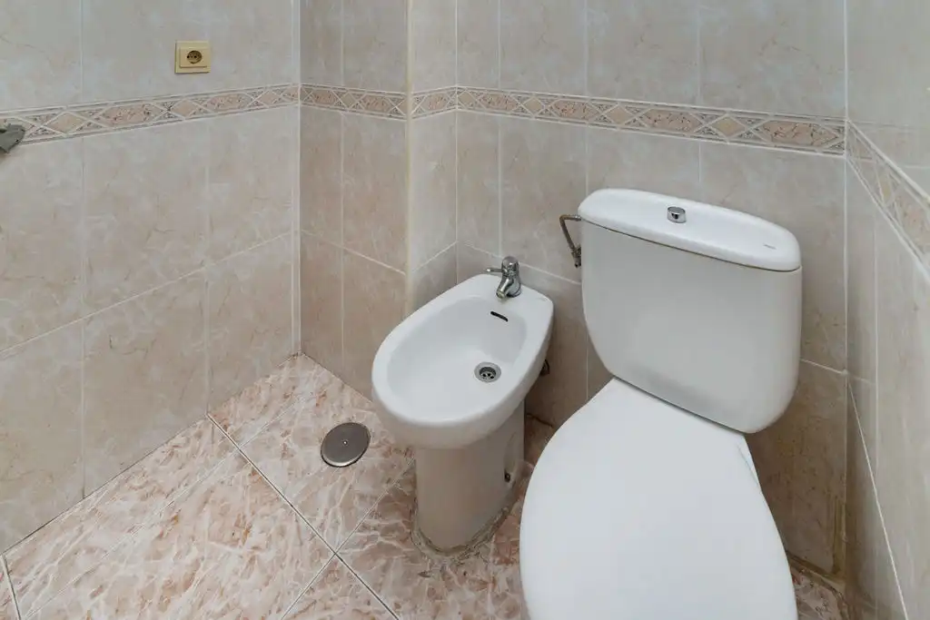 Bany de Pis en venda en Alicante / Alacant