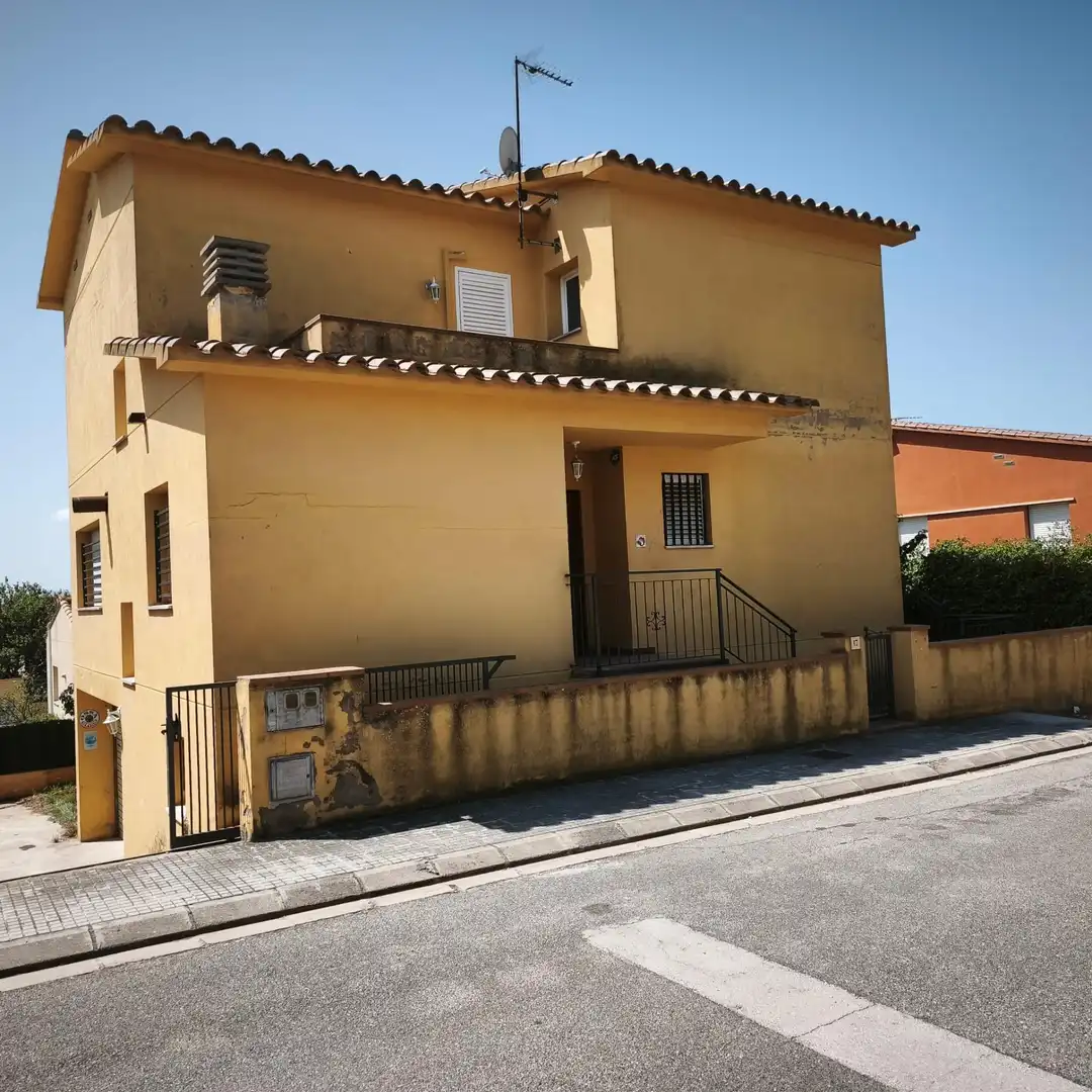 Casa in vendita a Calle Ramon Muntaner, imagen 2