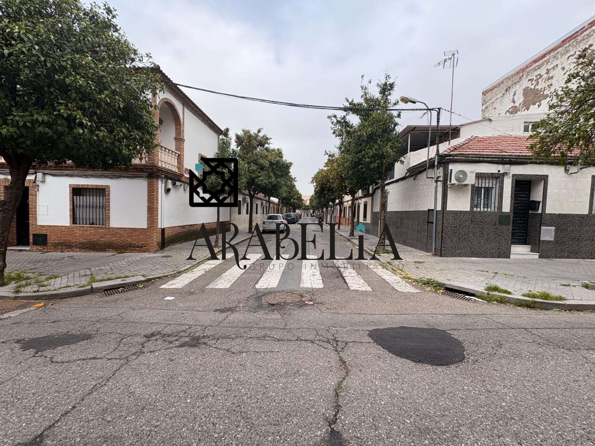 Exterior view of House or chalet for sale in  Córdoba Capital  with Furnished