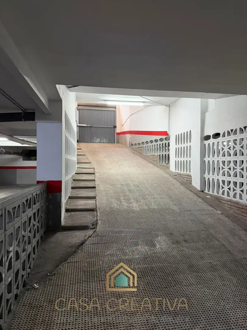 Garaje de alquiler en Plaza ESCULTOR FRECHINA, L'Hort de Senabre