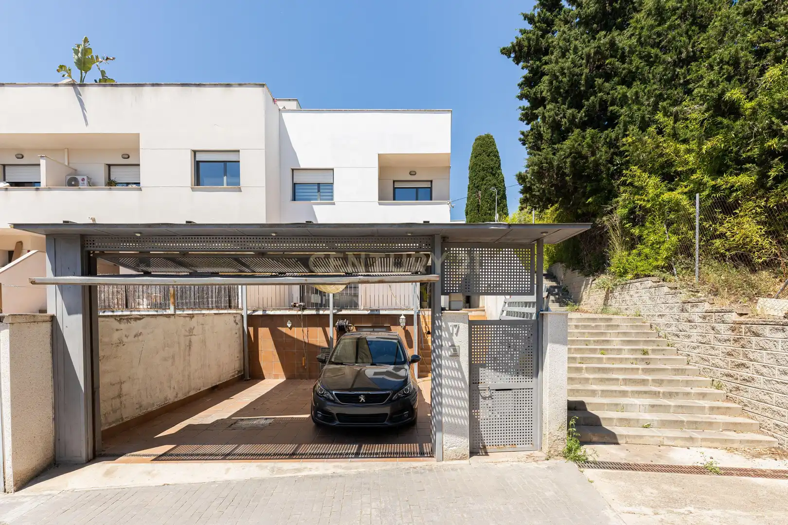 Außenansicht von Haus oder Chalet zum Verkauf in Canet de Mar mit Abstellraum, Schwimmbad und Ofen